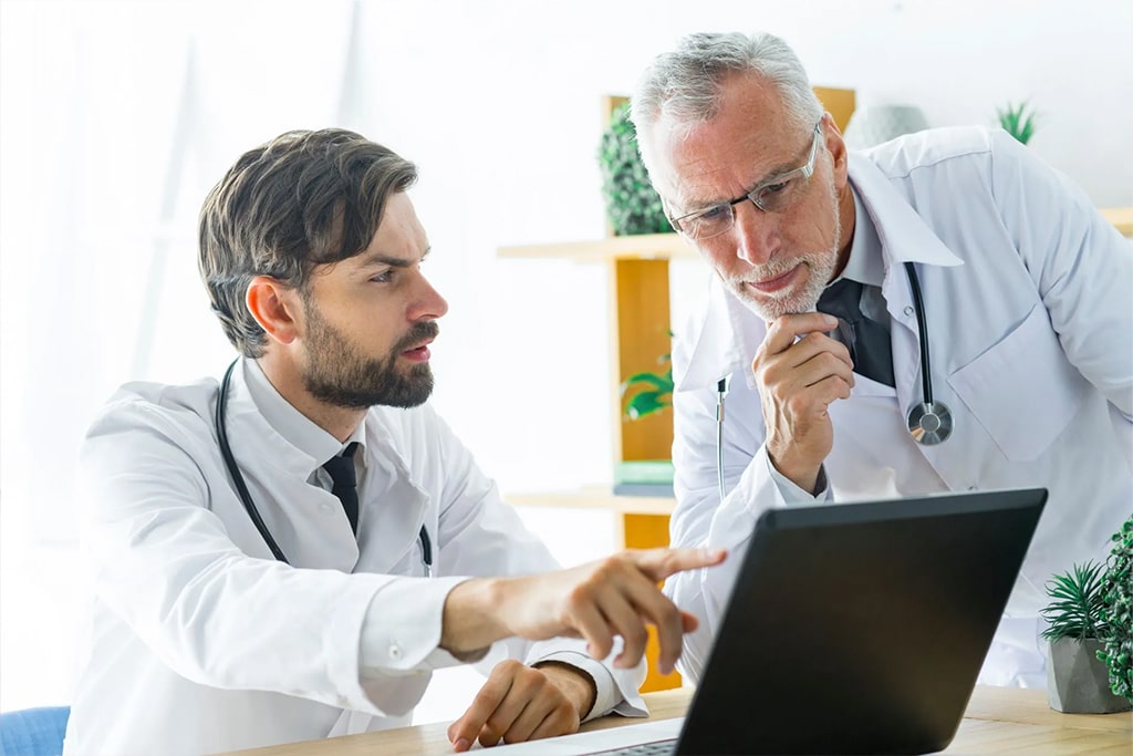 Why Outsourcing RCM is the Smart Move for Small Practices